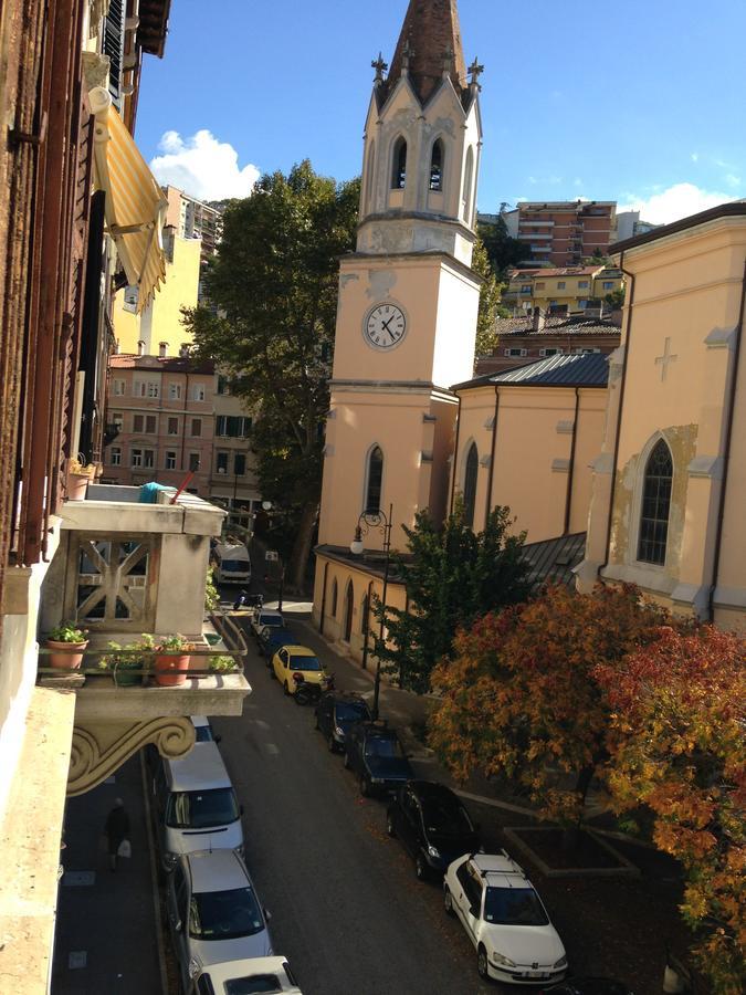 B&B Tra I Rivi Trieste Exterior foto